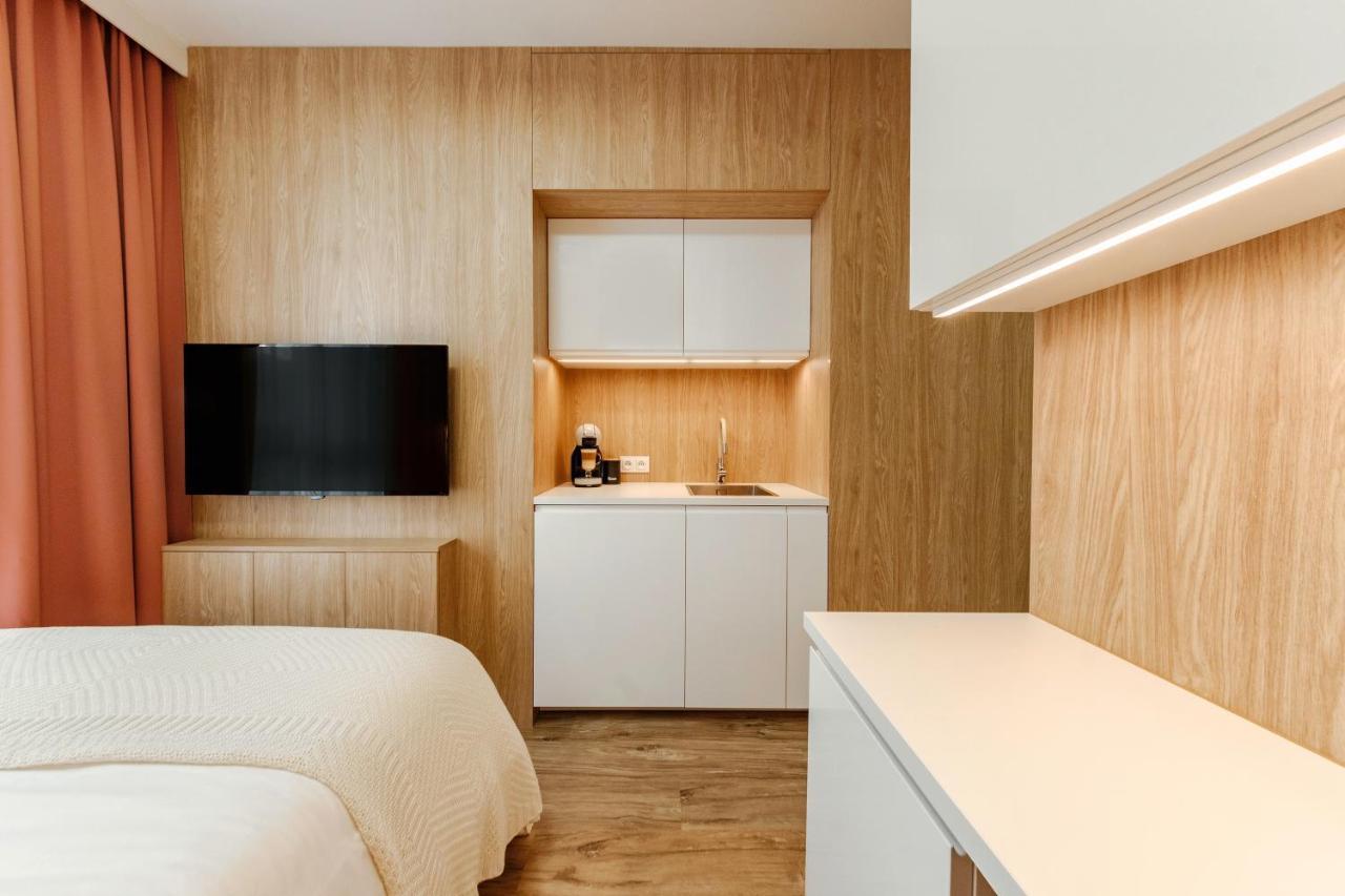 Studio Wola Apartament Kasprzaka - Wifi + Smart Tv Varsó Kültér fotó