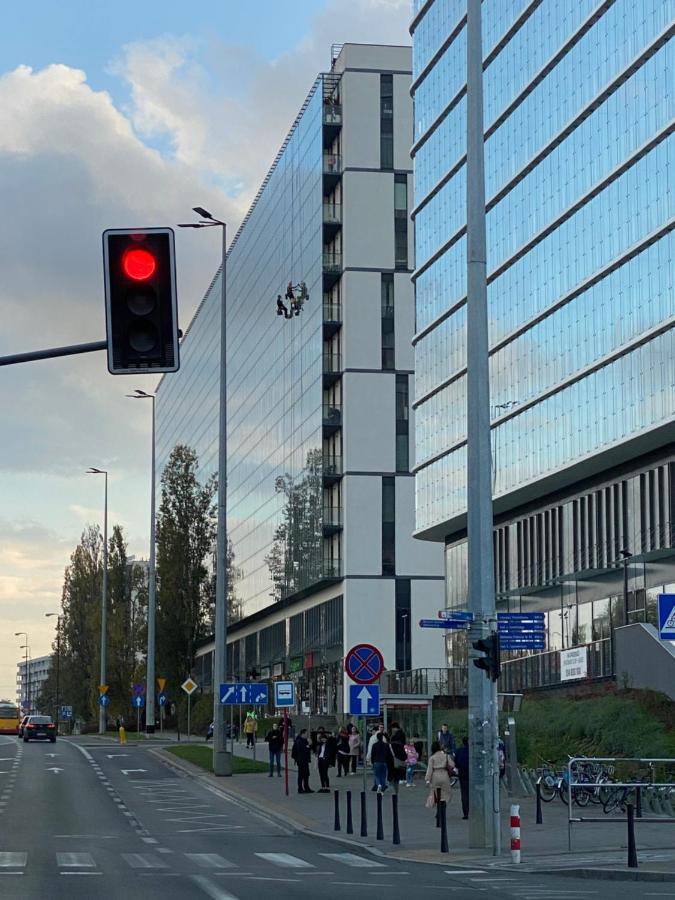 Studio Wola Apartament Kasprzaka - Wifi + Smart Tv Varsó Kültér fotó